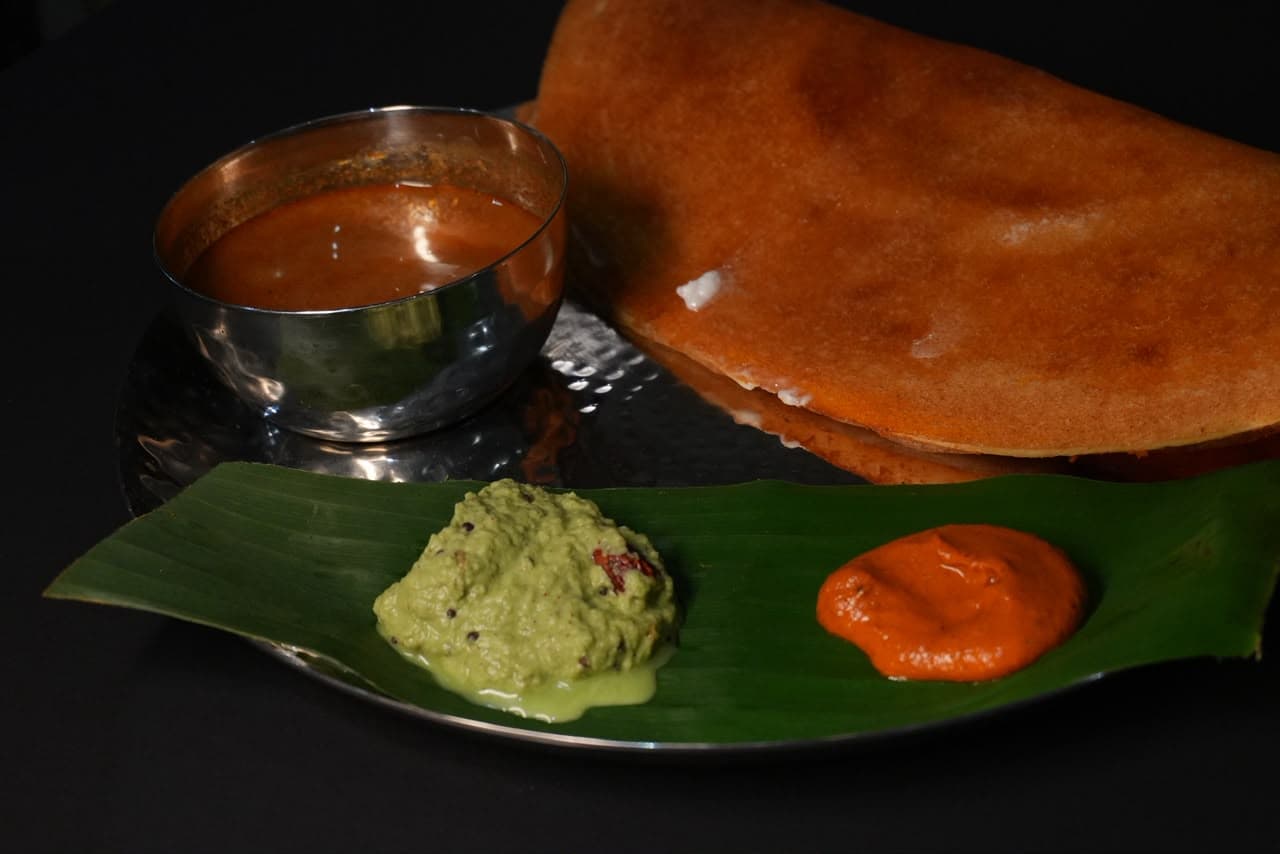 Benne Garlic Roast Dosa